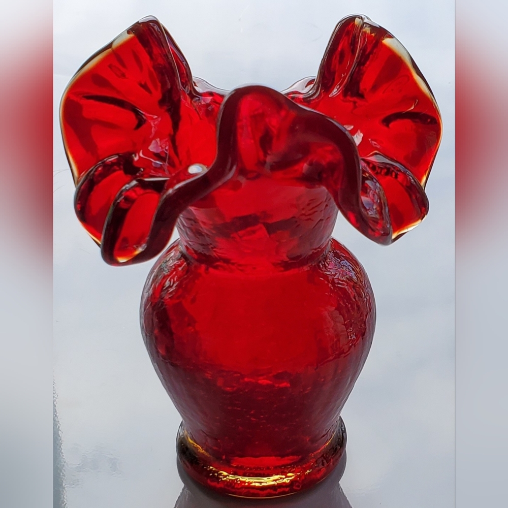 Kanawha Cadmium Crackle 5" Ruffle Vase